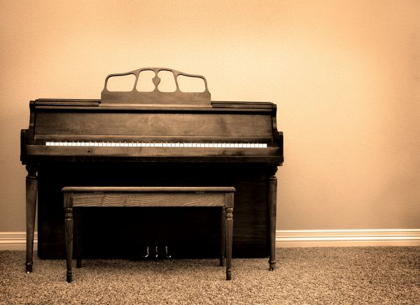 Piano Disposal Service in Arlington